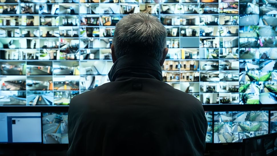 Stranger Eyes Film 2024