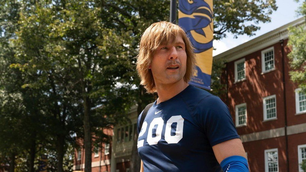 Chad Powers Disney+ Serie 2025