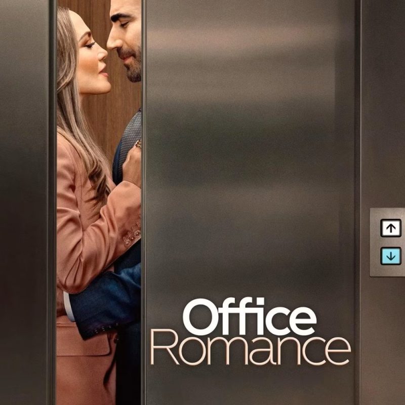 Office Romance: Netflix Film – Kritik: Zwischen Karriere und&nbsp;Romantik