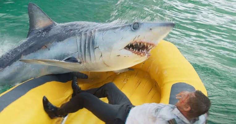 Deep Water – Umringt von Haien Film 2026